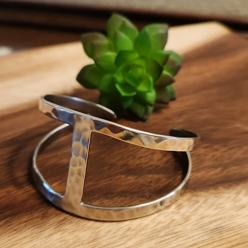 Silpada Modern Arch Cuff Bracelet